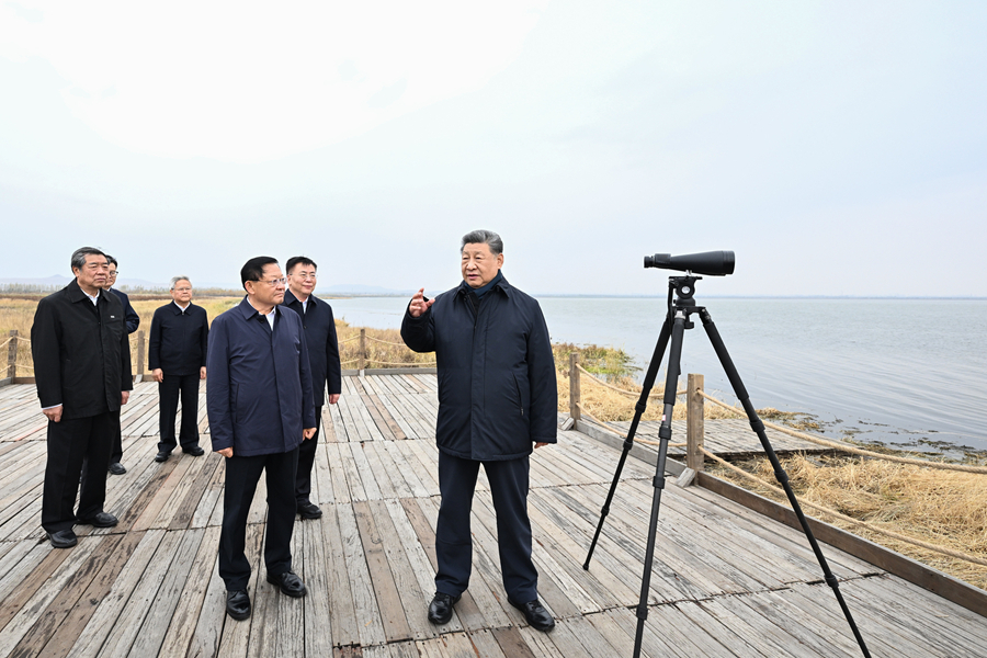 习近平在内蒙古乌兰察布考察